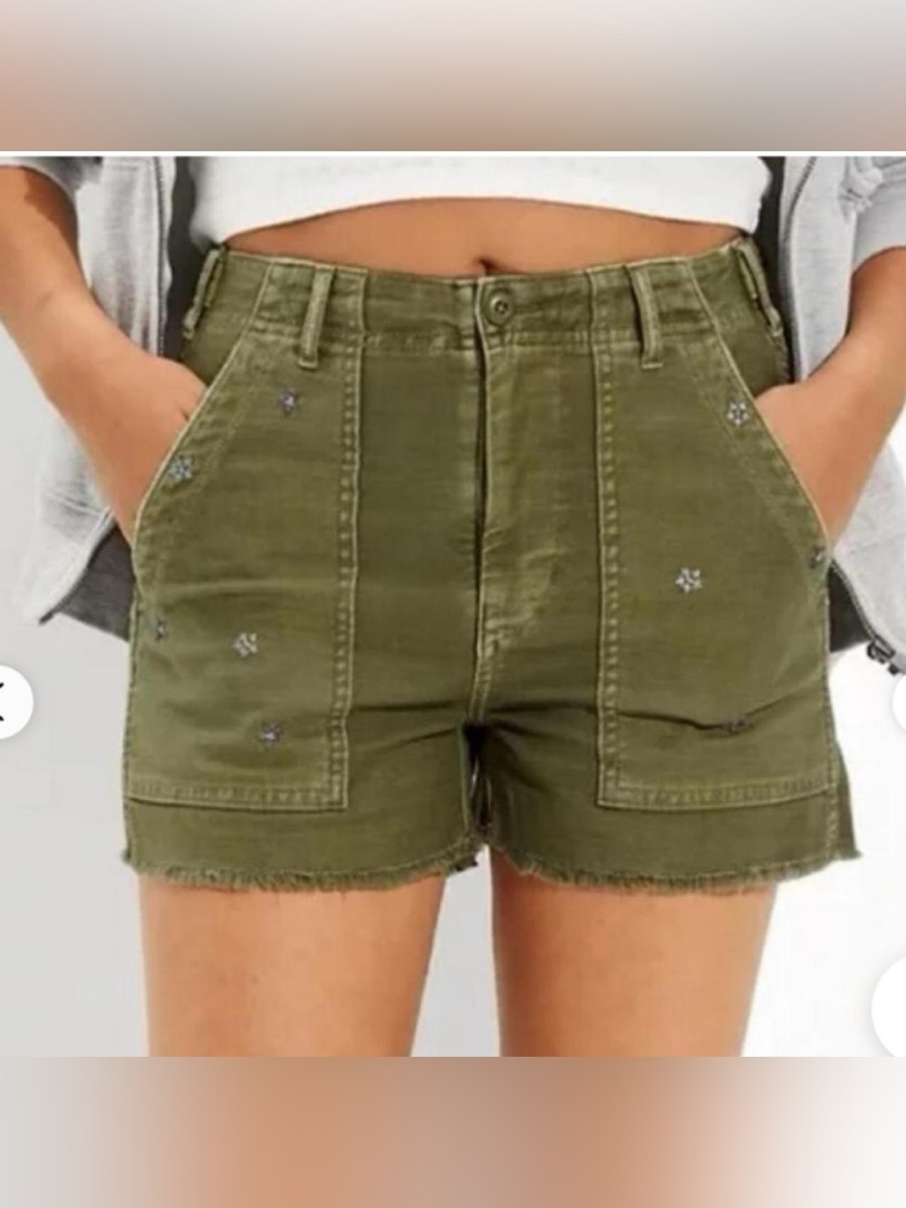 NWTS! American Eagle army green embroidered 90s boyfriend stretch cut off shorts